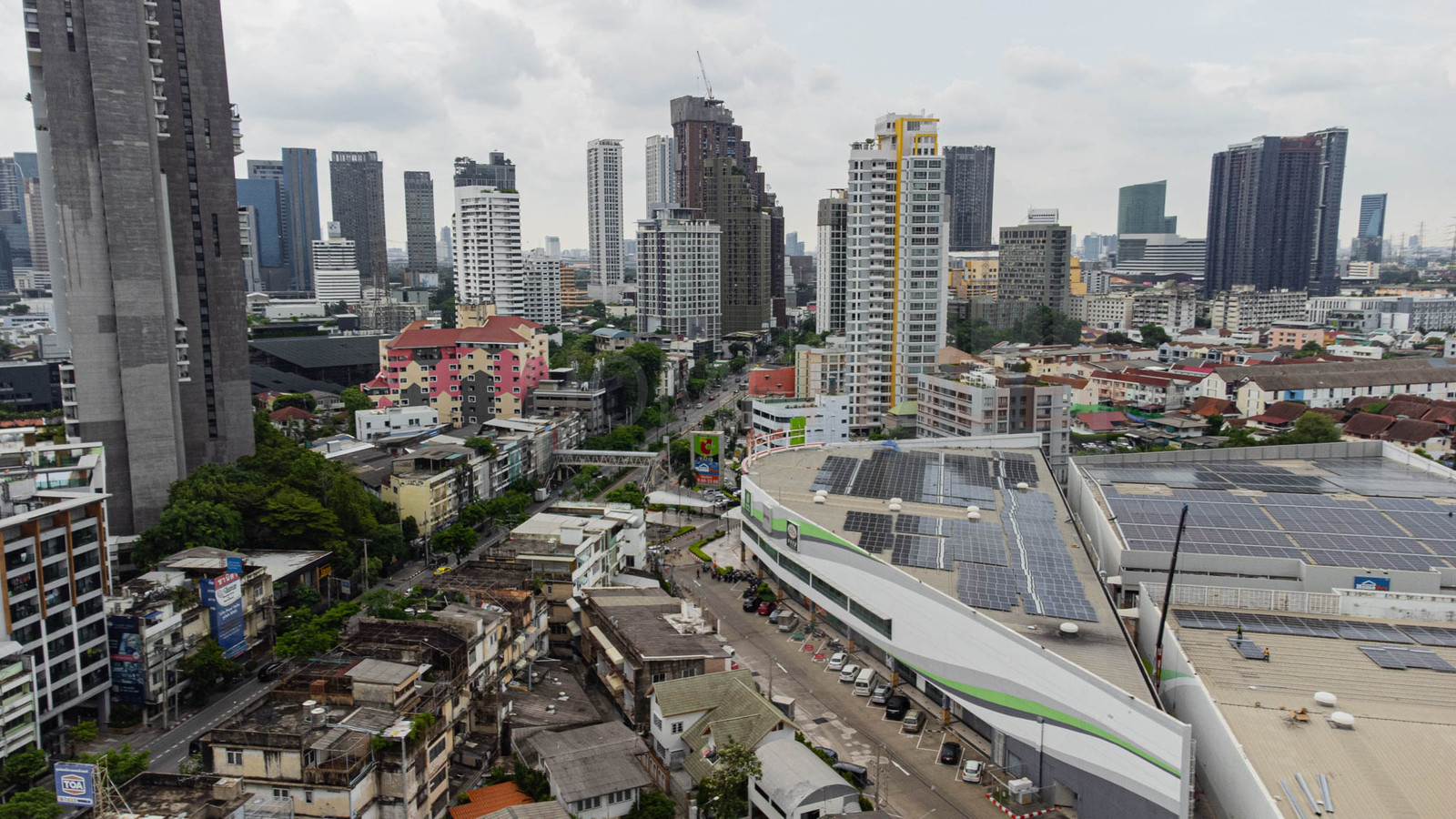 Prime Land ใจกลางลาดพร้าว จาก 130 ล้าน วันนี้เหลือ 99 ล้าน – รูปที่ 4