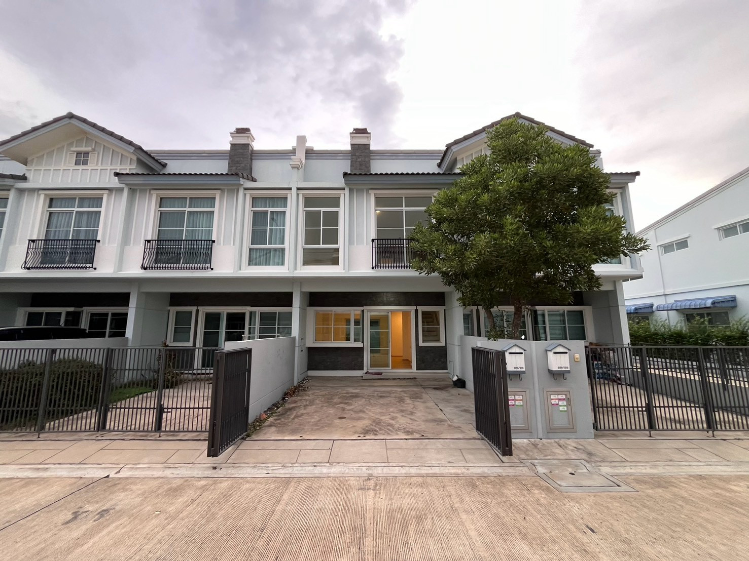 🔥 Townhome for Sale✅ Indy Srinakarin–Phraeksa | Near BTS Phraeksa 🔥 Townhome for Sale✅ Indy Srinakarin–Phraeksa | Near BTS Phraeksa