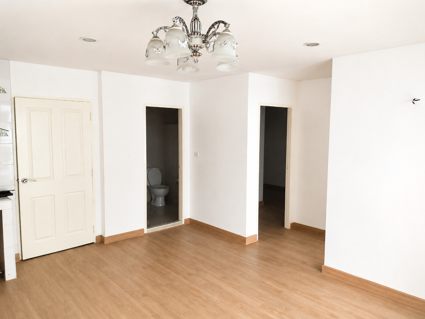 🔥 คอนโด 2 ห้องนอน พื้นที่ใหญ่ เพียง 1.85 ล้านบาท! 🏡 D5 คอนโดมิเนียม – รูปที่ 3