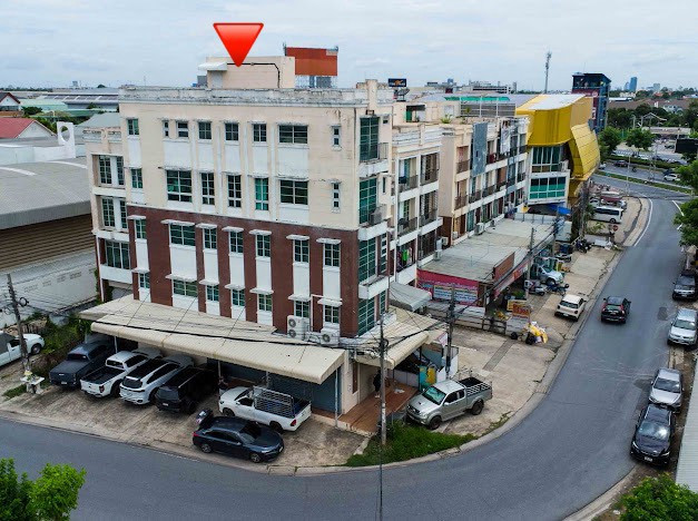 ทำธุรกิจเด่นที่จอดรถเยอะ !!! เหมาะทำออฟฟิศ คลีนิค ขายตึกแถว 5 ชั้น 30.7 ตรว. หลังมุม ในถนน บางกรวย-กรุงนนท์(วัดตะระเก) ใกล้เซ็นทรัล เวสต์วิลล์ และ ถนนใหญ่ ราชพฤกษ์ 70 เมตร ราคาพิเศษ!! ทำธุรกิจเด่นที่จอดรถเยอะ !!! เหมาะทำออฟฟิศ คลีนิค ขายตึกแถว 5 ชั้น 30.7 ตรว. หลังมุม ในถนน บางกรวย-กรุงนนท์(วัดตะระเก) ใกล้เซ็นทรัล เวสต์วิลล์ และ ถนนใหญ่ ราชพฤกษ์ 70 เมตร ราคาพิเศษ!!
