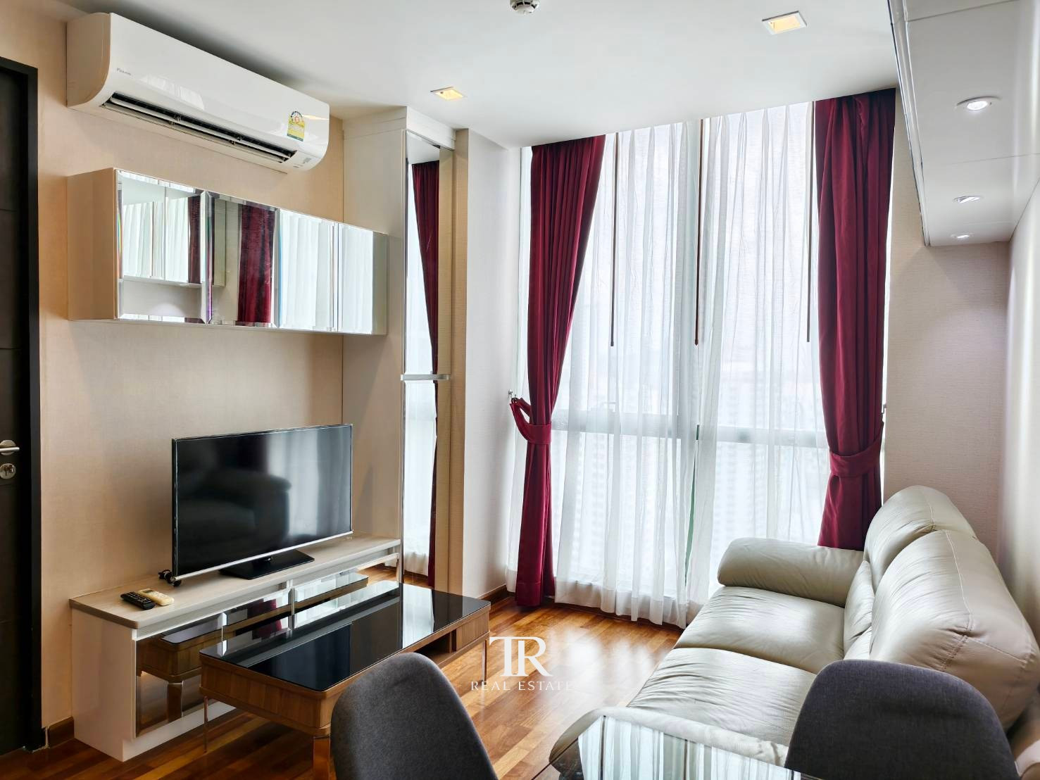 For rent, Wish Signature Midtown Siam, fully furnished, ready to move in. For rent, Wish Signature Midtown Siam, fully furnished, ready to move in.