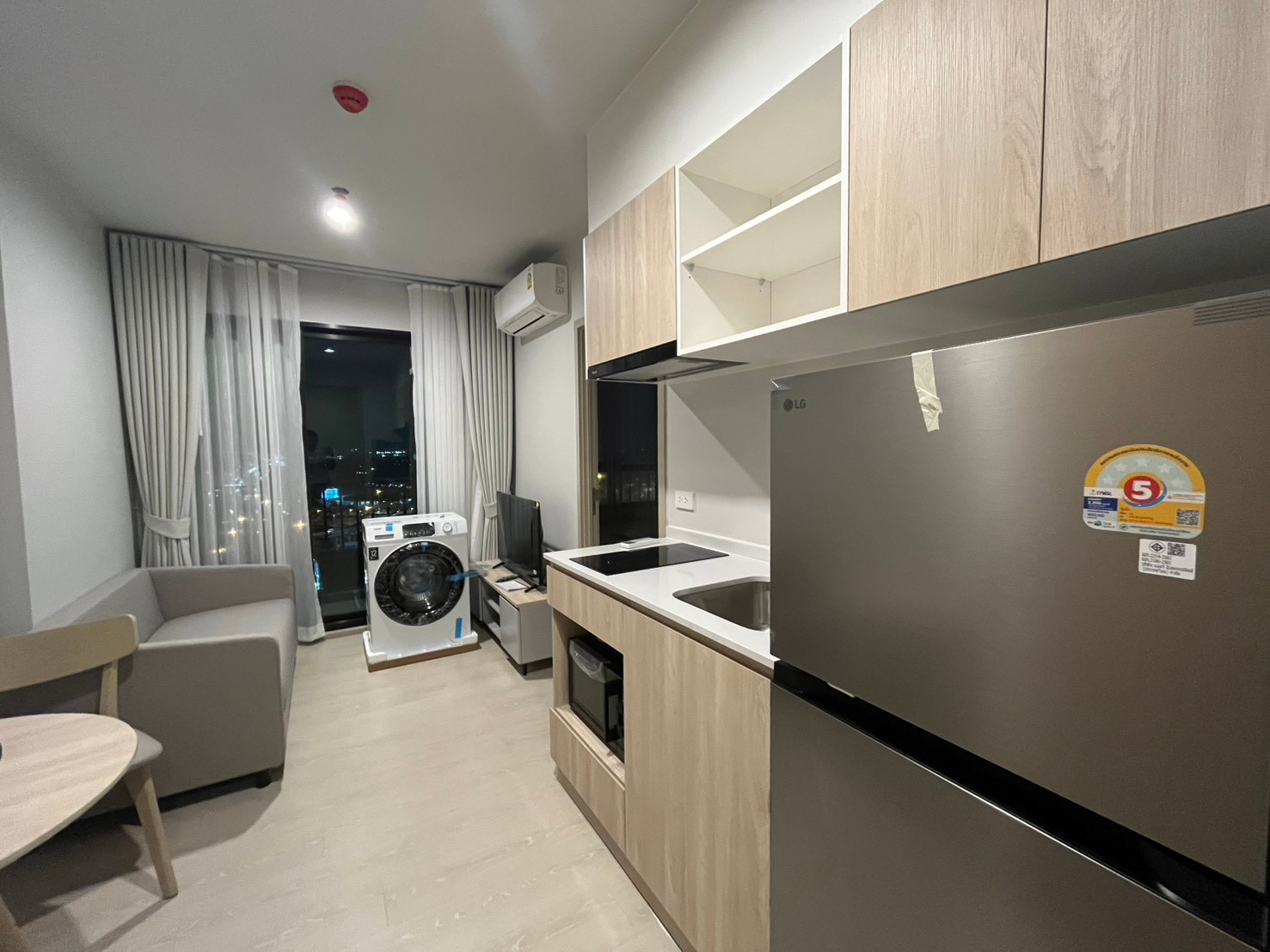 For Rent! Noble Mega Plus (new room, never rented out) For Rent! Noble Mega Plus (new room, never rented out)