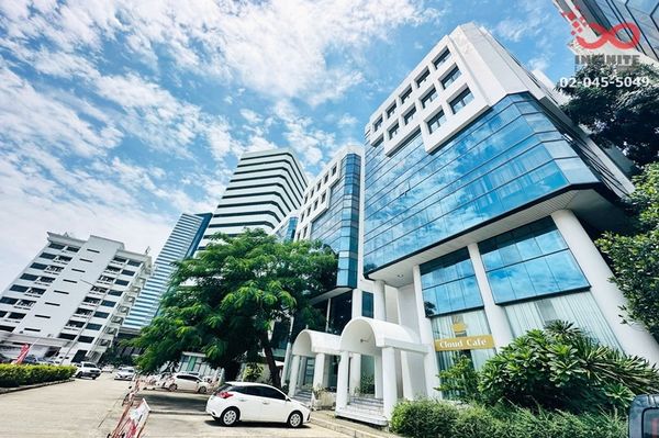 Office building for sale, 7 floors, 72 sq m, Bangna Thani, Soi Bangna-Trad 34, has an elevator, near the expressway.