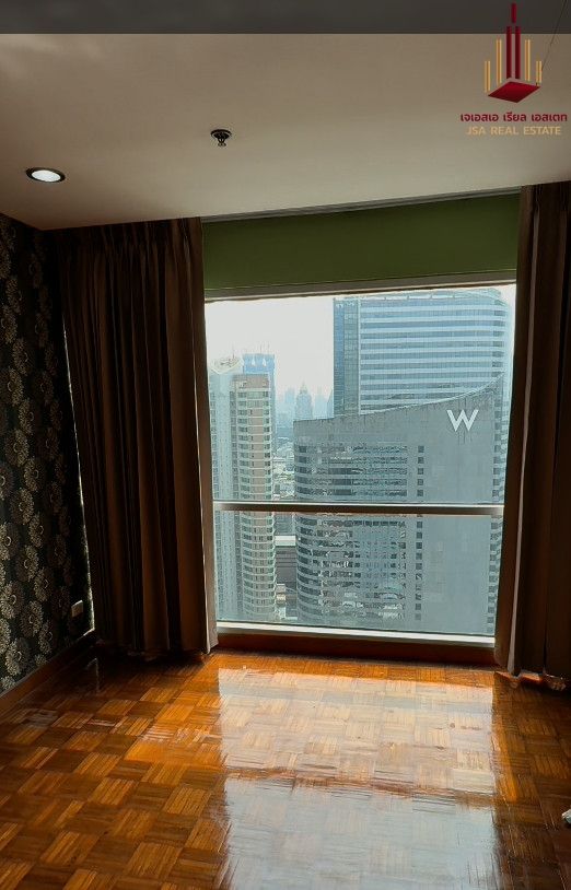 ✨ For Sale: Silom Suite Condo ✨💰 Only 9,900,000 THB