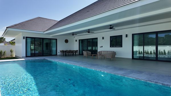 THE CLOUD III Luxury Modern Pool Villa for Rent in Hua Hin (BS69070038)