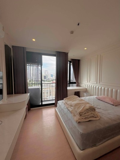 🐶 Maru Ekkamai 2 | Pet Friendly, just 500 m to BTS Ekkamai. Modern Luxury interior, ready to move in.