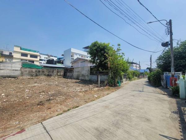 ที่ดินเปล่าโชคชัย4 / 79.4 ตร.วา (ขาย), Vacant land in Chokchai 4 / 79.4 Square Wa (FOR SALE) TPM445