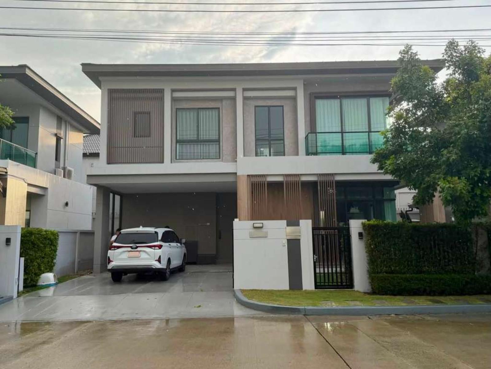 Bangkok Boulevard Bangna - Srinakarin / 3 Bedrooms (FOR SALE) DA113