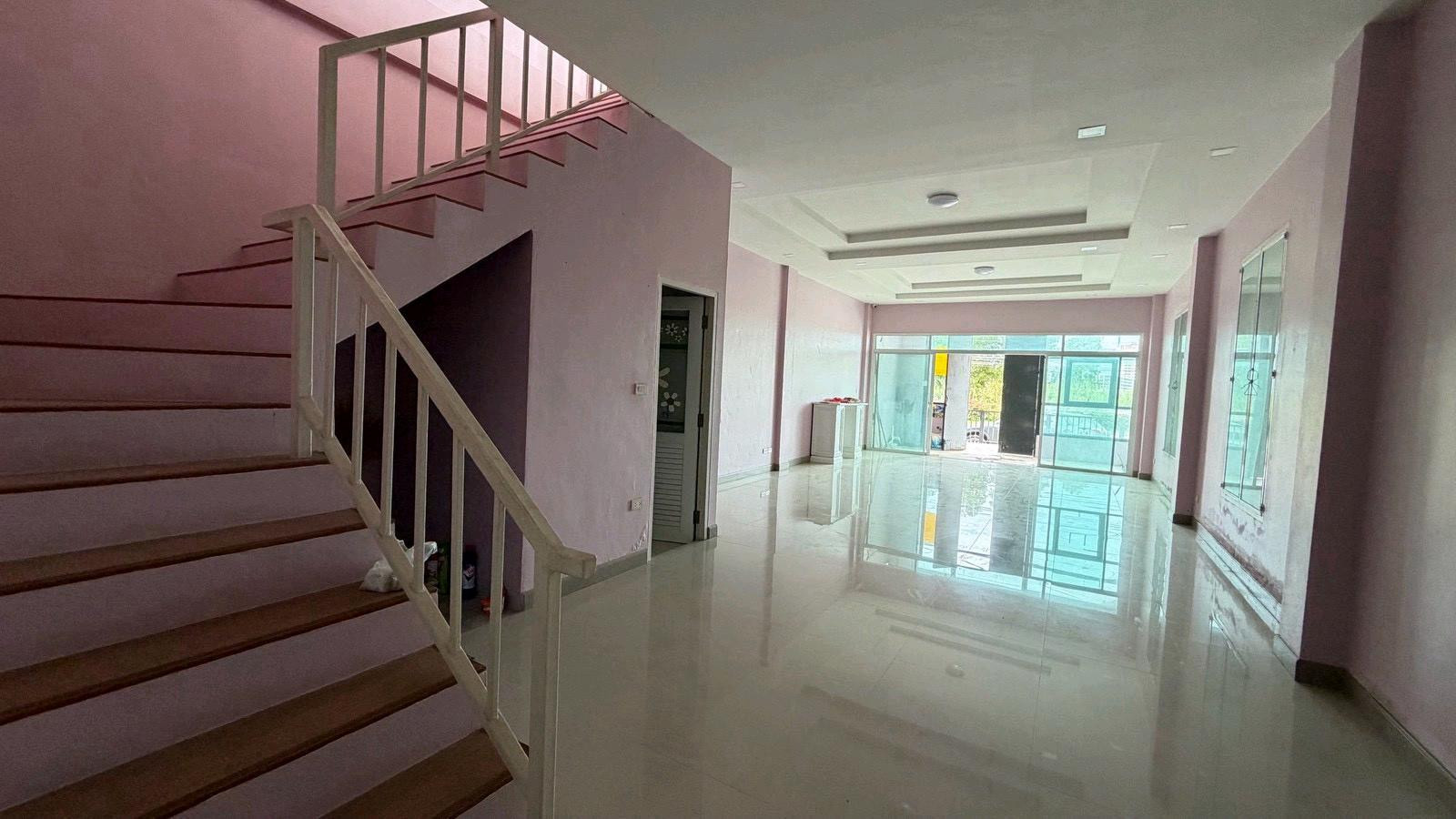 Commercial Building for Sale on Phetkasem Road, Cha-am | Large Unit, Prime Business Location – รูปที่ 3