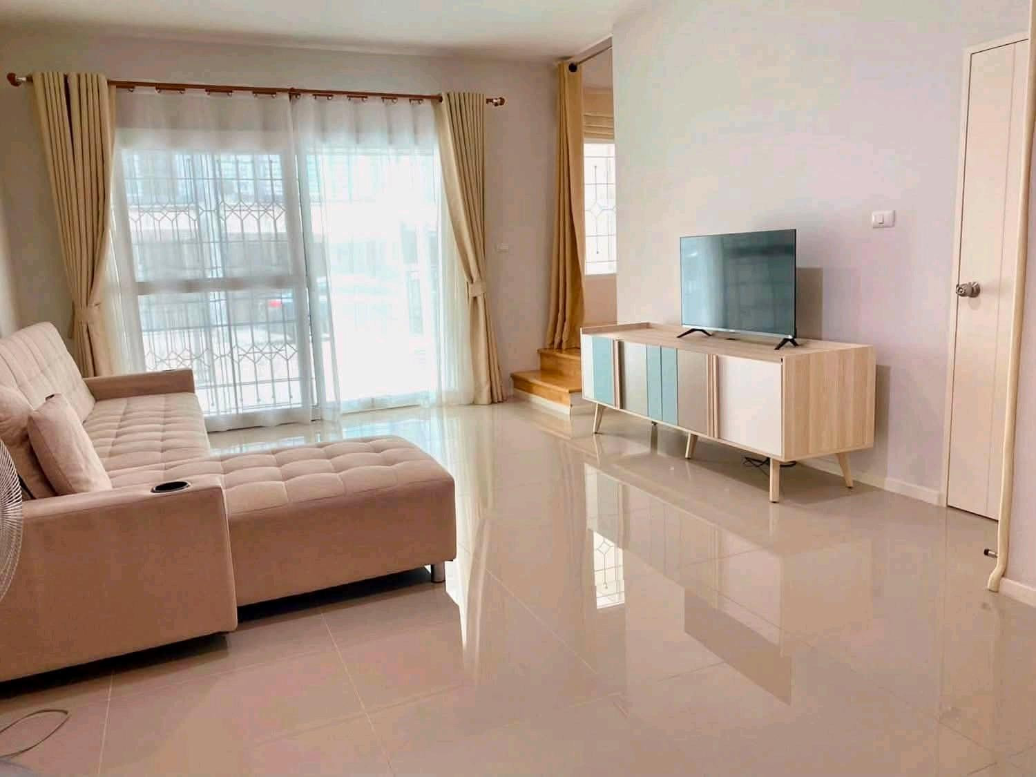 ✨ ทาวน์โฮม 3 ชั้น บ้านใหม่มาก พร้อมอยู่ ทำเลศักยภาพ เดินทางสะดวก พร้อมระบบชาร์จรถยนต์ไฟฟ้า – รูปที่ 2