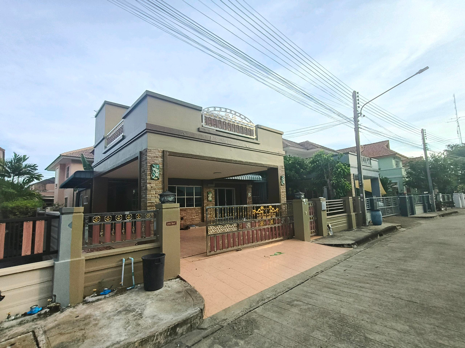 ขายบ้านเดี่ยวรีโนเวทใหม่ – รูปที่ 3