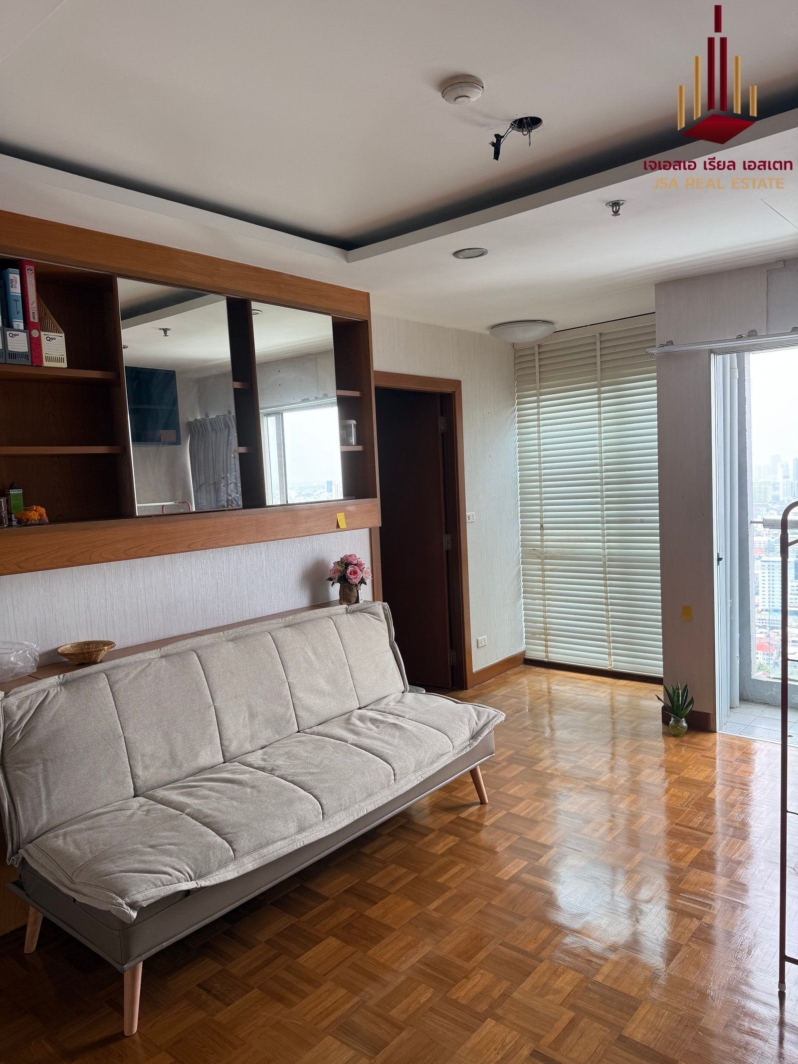 ⭐️✨ ขาย : Silom Suite 💰ราคาพิเศษ 9,990,000 บาท ⭐️✨ ขาย : Silom Suite 💰ราคาพิเศษ 9,990,000 บาท