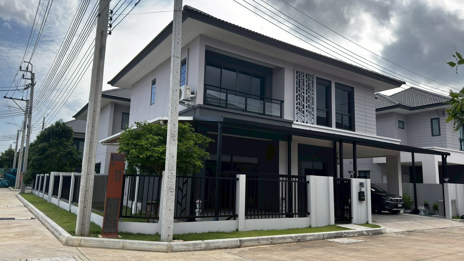 ขายบ้านเดี่ยว ชีวารมย์ นครอินทร์ ใกล้พระราม5 ราชพฤกษ์ บ้านเลขที่สวย ต่อเติมหลังคาลงเสาเข็มจาก SCG ติดฟิลม์ความร้อนทั้งบ้าน – รูปที่ 2