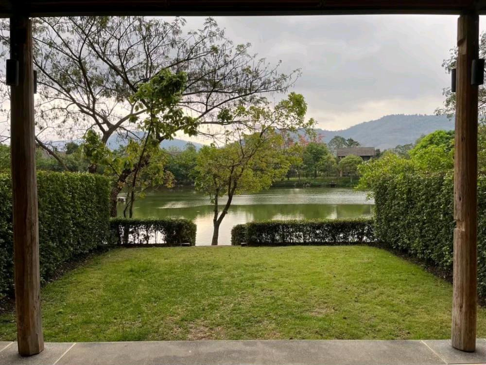Resale Atta 1 BR lakeview suite