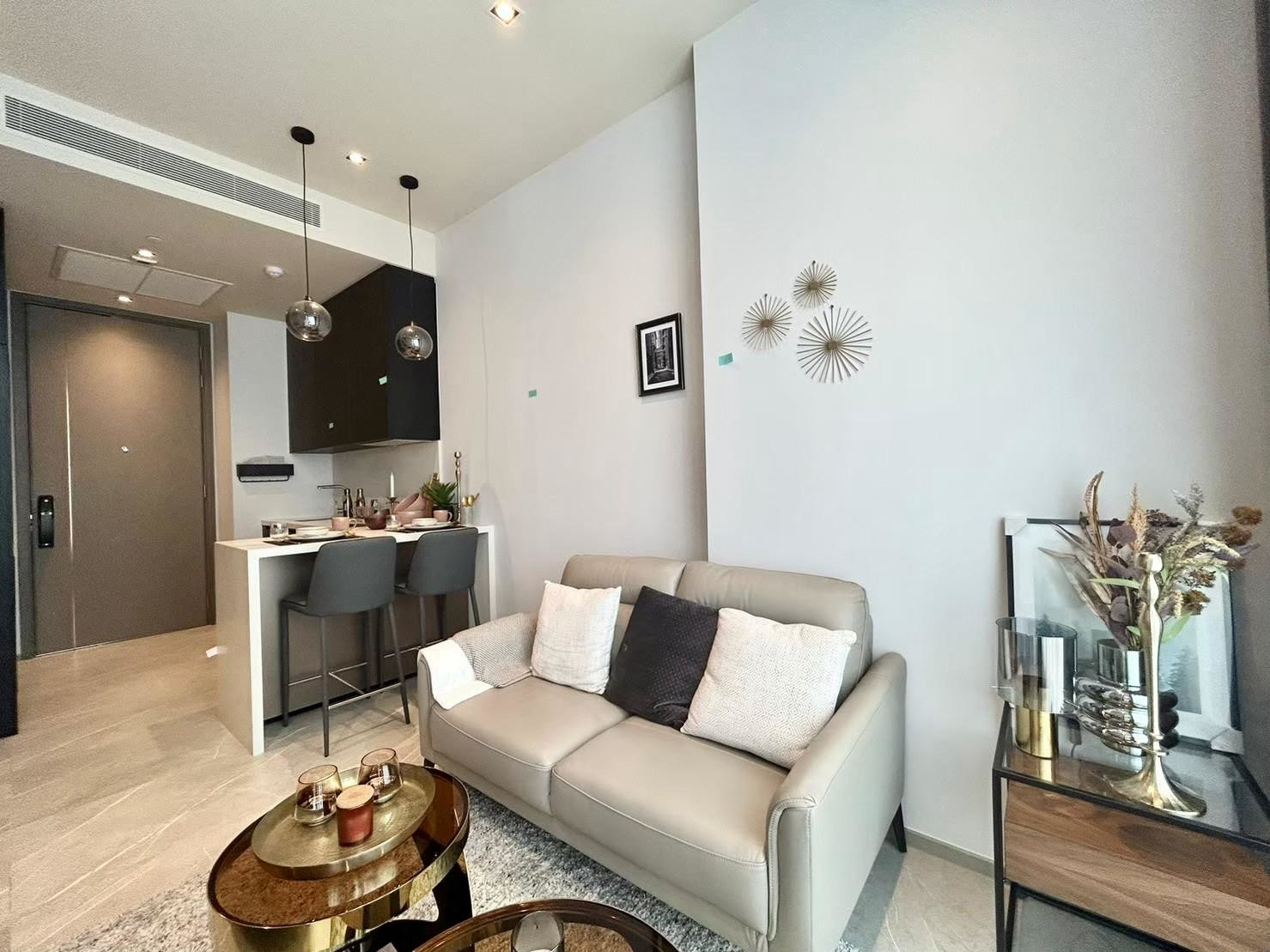 🏢 Hyde Heritage Thonglor 🛏️ห้องตกแต่งห้องสวยงาม 🛋️เฟอร์นิเจอร์ 📺เครื่องใช้ไฟฟ้า ครบ (ราคาพิเศษ) 🏢 Hyde Heritage Thonglor 🛏️ห้องตกแต่งห้องสวยงาม 🛋️เฟอร์นิเจอร์ 📺เครื่องใช้ไฟฟ้า ครบ (ราคาพิเศษ)