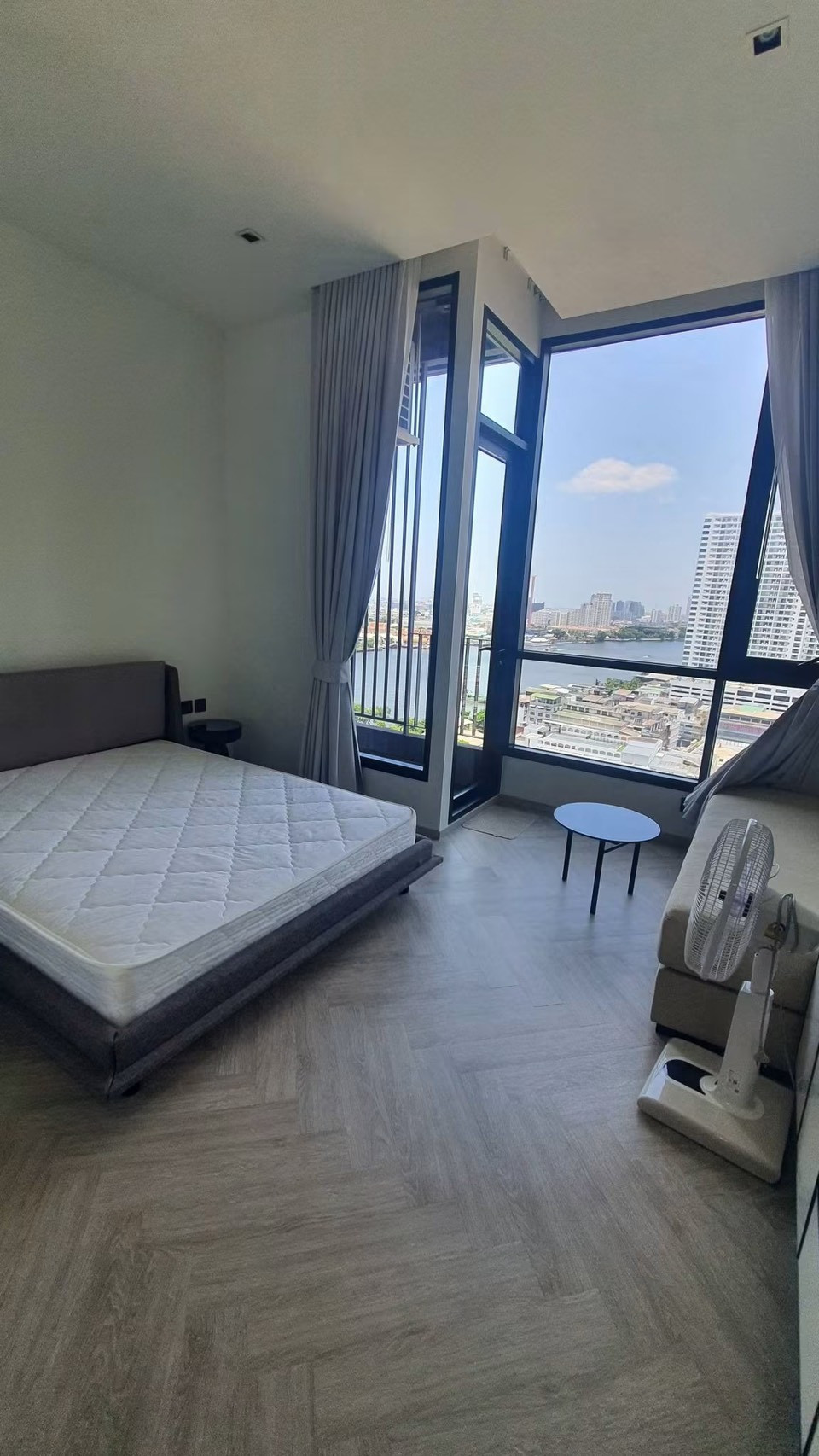 ขายและให้เช่า Chapter Charoennakhon Riverside สตูดิโอ วิวแม่น้ำ ชั้น 16 ใกล้ ICONSIAM เริ่ม 17,000 บาท | ตอบไว LINE @081mrzsz – รูปที่ 3