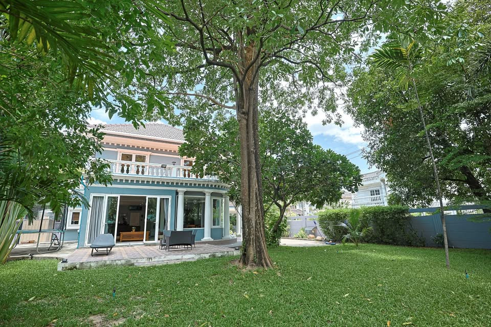 Single house for rent With private garden, Sukhumvit 50 Single house for rent With private garden, Sukhumvit 50