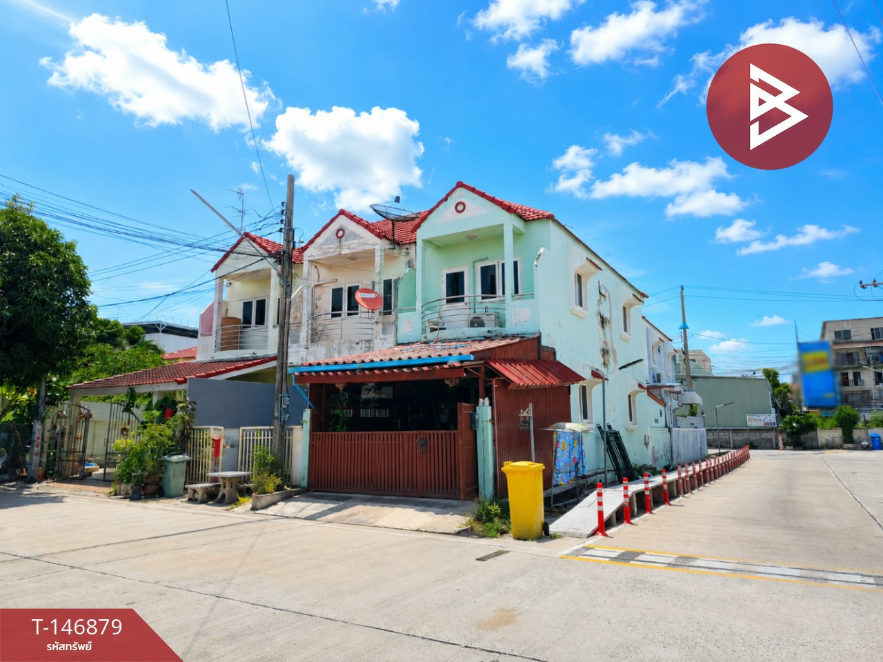 Townhouse for sale Fueang Fa Villa 12 Village, Theparak, Bang Mueang, Samut Prakan Townhouse for sale Fueang Fa Villa 12 Village, Theparak, Bang Mueang, Samut Prakan