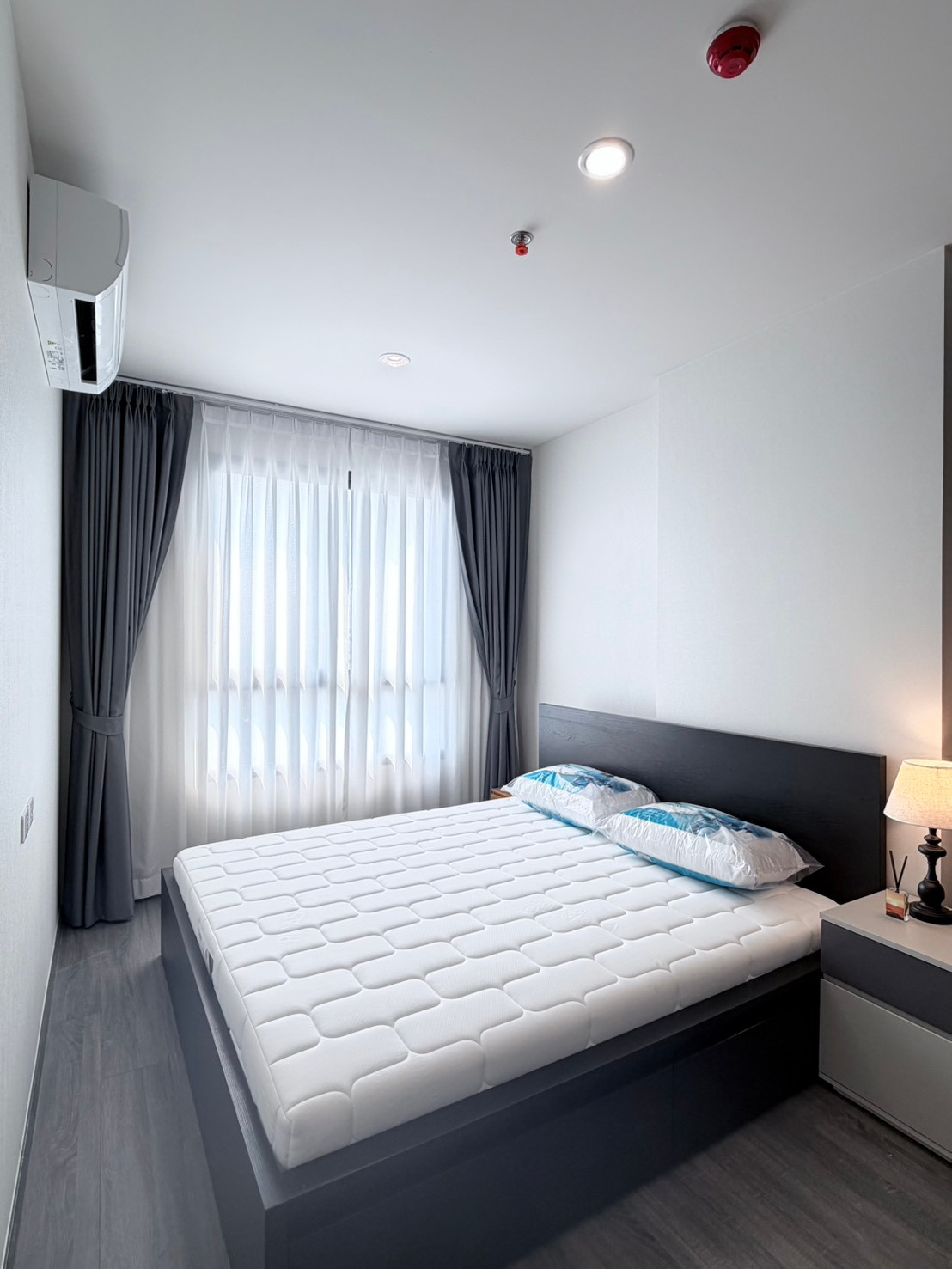 ✨Ideo sukhumvit rama4 📌🚄5 mins to BTS Phrakhanong🏙️1 bedroom 1 working room