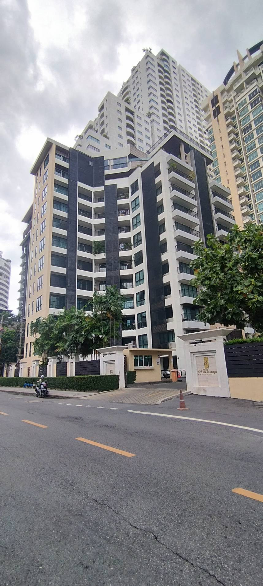 ให้เช่า 59 Heritage ห้องชั้น 17 กว้างขวาง 2 นอน 2 น้ำ ทำเลเยี่ยม ให้เช่า 59 Heritage ห้องชั้น 17 กว้างขวาง 2 นอน 2 น้ำ ทำเลเยี่ยม