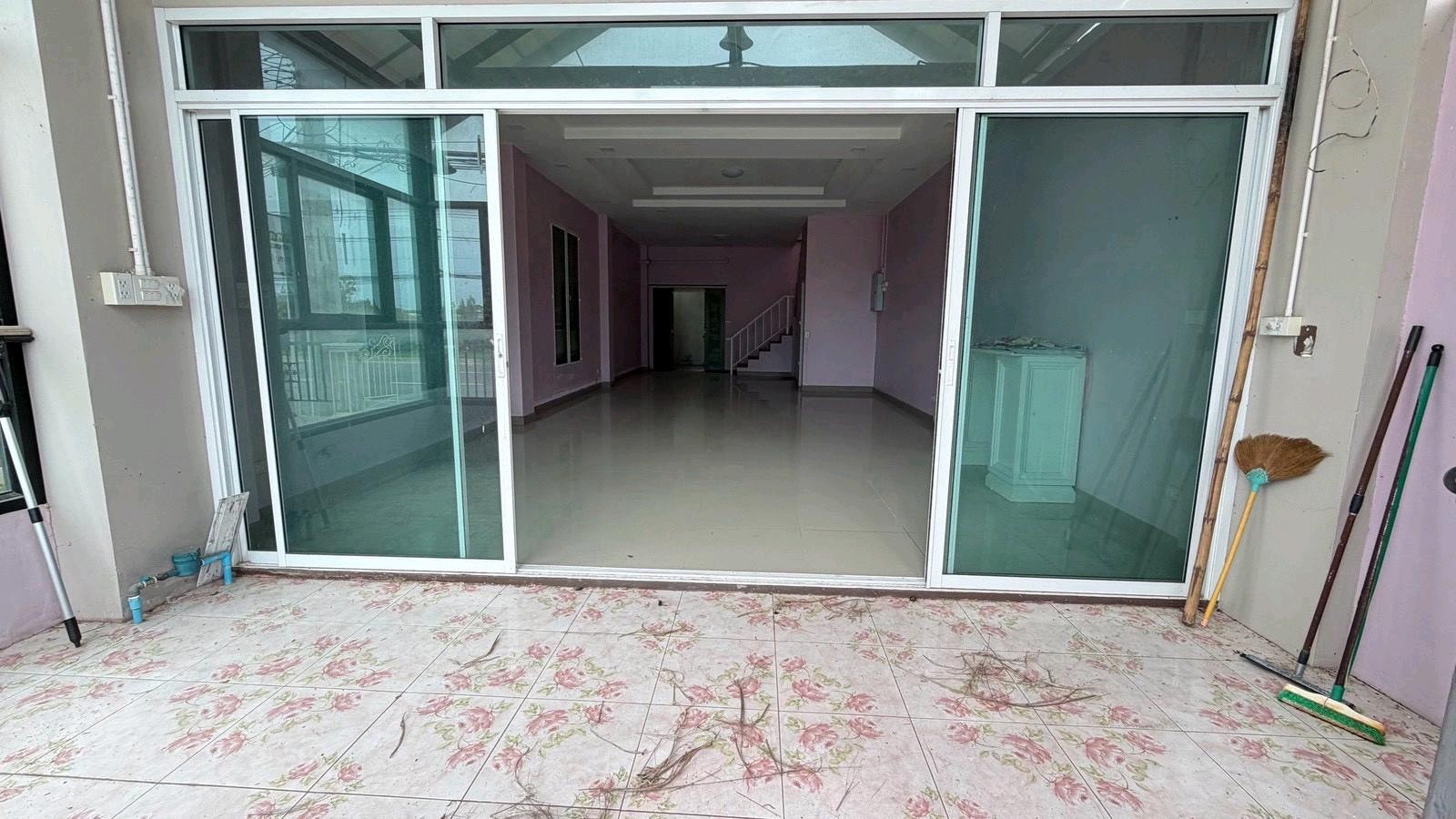 Commercial Building for Sale on Phetkasem Road, Cha-am | Large Unit, Prime Business Location – รูปที่ 2