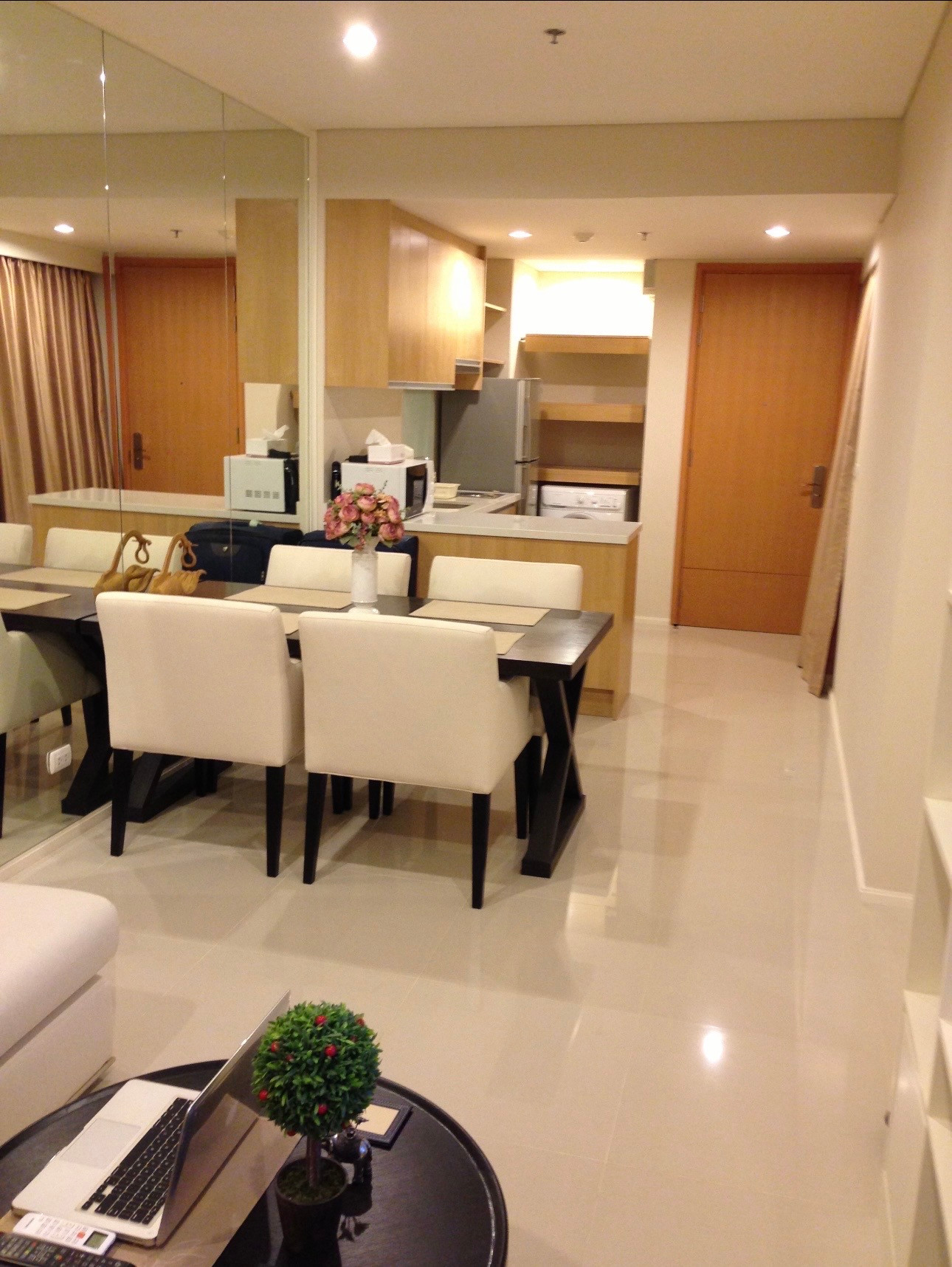 🏙️ **ให้เช่า / For Rent | Villa Asoke** ✨ 🚆 **ใกล้ MRT เพชรบุรี** เดินทางสะดวก | **Available from 27 August** – รูปที่ 2