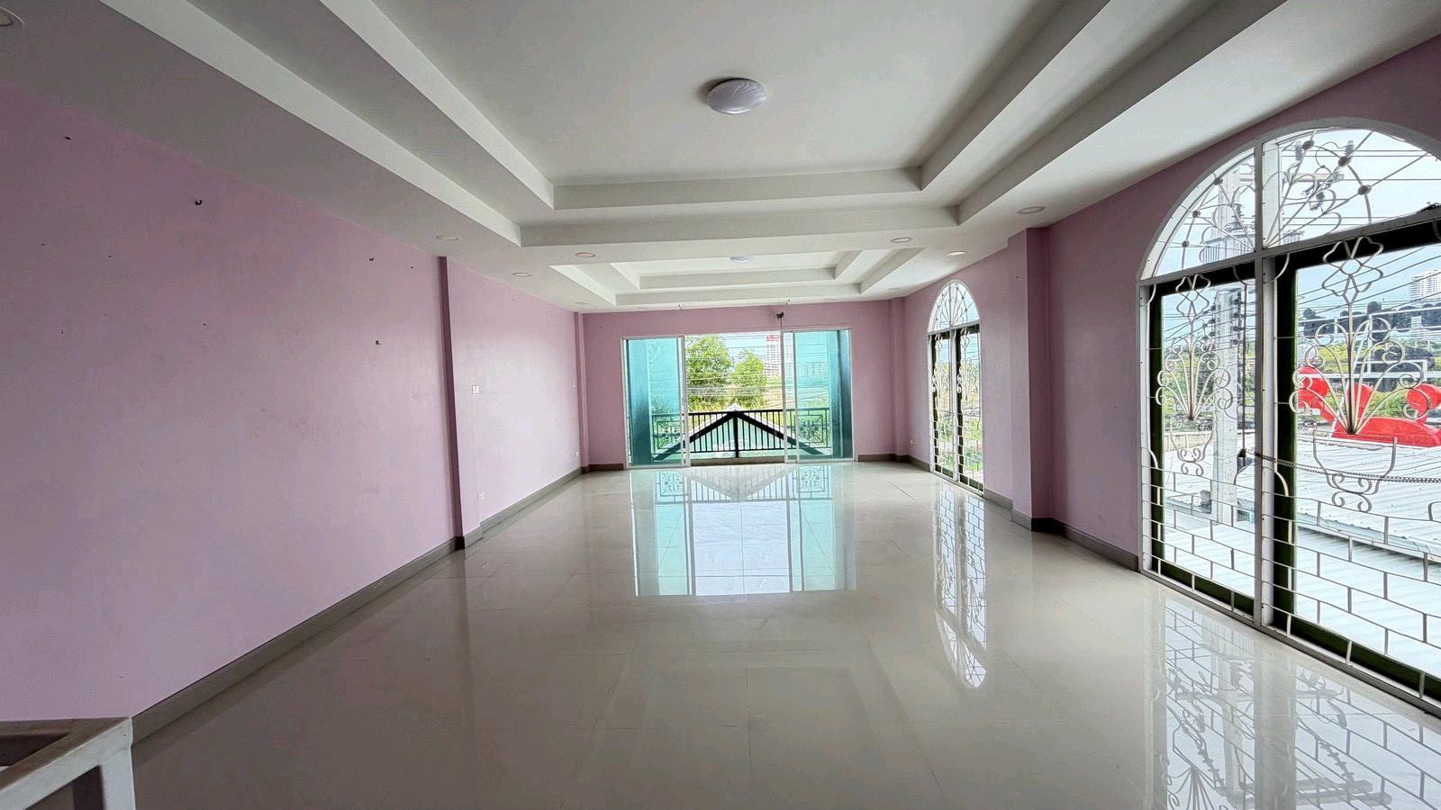 Commercial Building for Sale on Phetkasem Road, Cha-am | Large Unit, Prime Business Location – รูปที่ 4