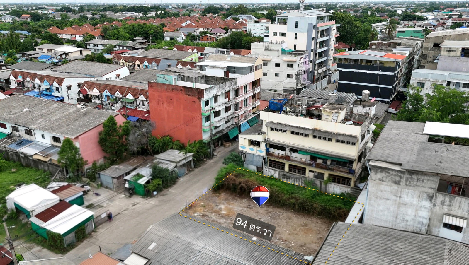Empty land <- Phetkasem 76, "94 sq m. Popular print size!" The price is still cheaper! Area per square meter of condo! Empty land <- Phetkasem 76, "94 sq m. Popular print size!" The price is still cheaper! Area per square meter of condo!