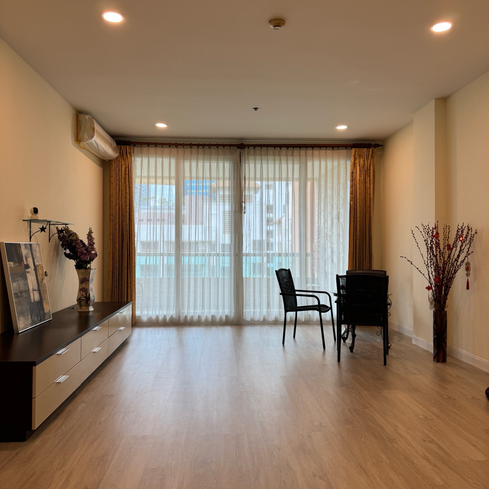 ขาย Sukhumvit City Resort ห้องใหญ่ 🅿️ลิฟท์และที่จอดส่วนตัว 👧ห้องแม่บ้านแยกต่างหาก ขาย Sukhumvit City Resort ห้องใหญ่ 🅿️ลิฟท์และที่จอดส่วนตัว 👧ห้องแม่บ้านแยกต่างหาก
