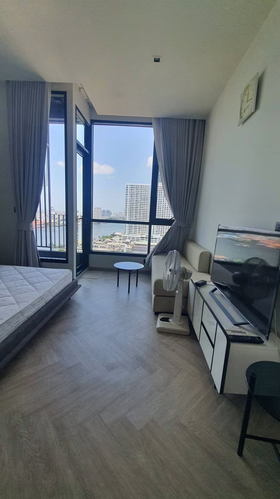 For Sale and Rent | Chapter Charoennakhon Riverside | River-View Studio Near ICONSIAM | From THB 17,000 | Fast Response | LINE: @081mrzsz For Sale and Rent | Chapter Charoennakhon Riverside | River-View Studio Near ICONSIAM | From THB 17,000 | Fast Response | LINE: @081mrzsz