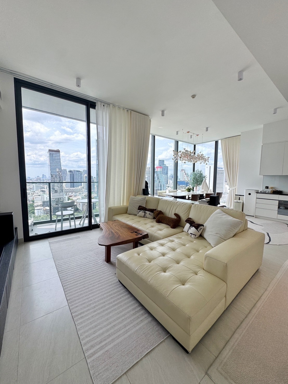 🔥Tait Sathorn12 🔥 ห้องสวย✨ ชั้นสูง✨Pet-Friendly-2BR-2BR – รูปที่ 3
