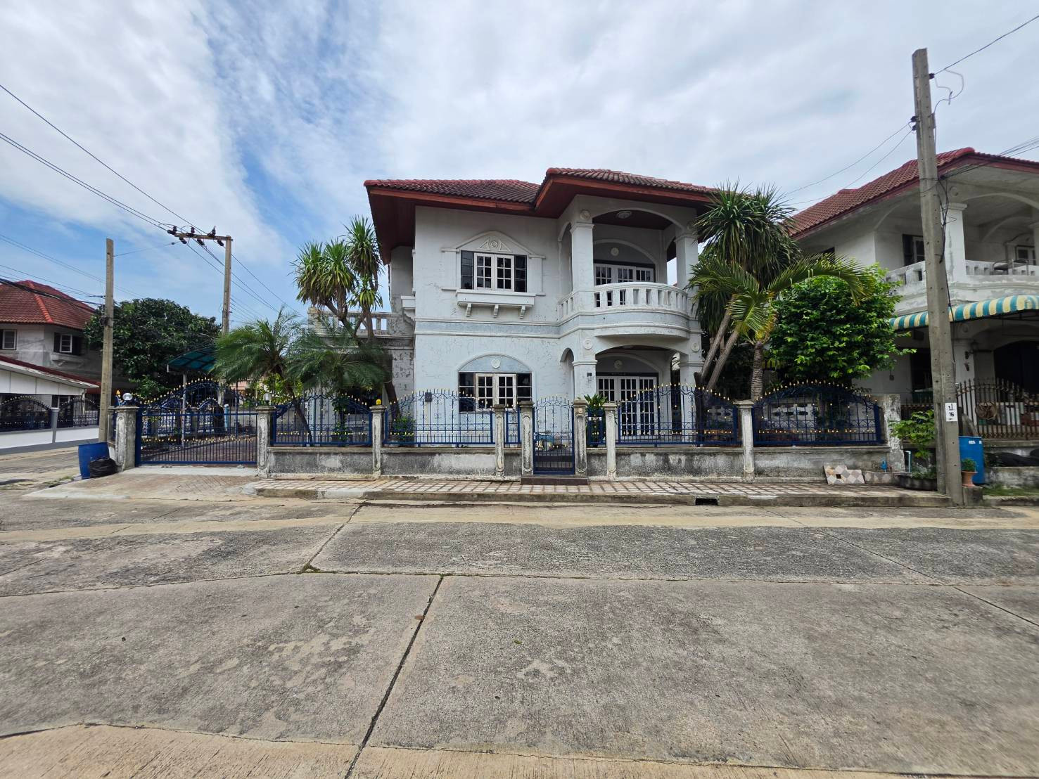 Single house for rent Suphawan-Soi Theparak 66, near Bang Pu Industrial Estate, only 10 minutes.