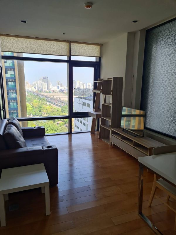 for rent Circle living prototype 1bed super deal ♥️🌈