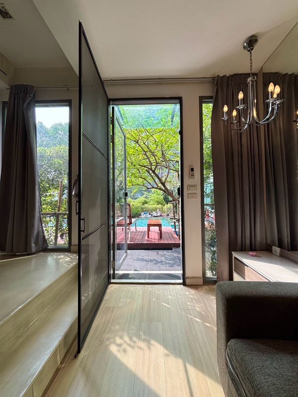 ✨ Ideo Mobi Sukhumvit 81 | Duplex Pool Access | next to BTS On Nut 30 m. | 28,000 baht/month 🌿