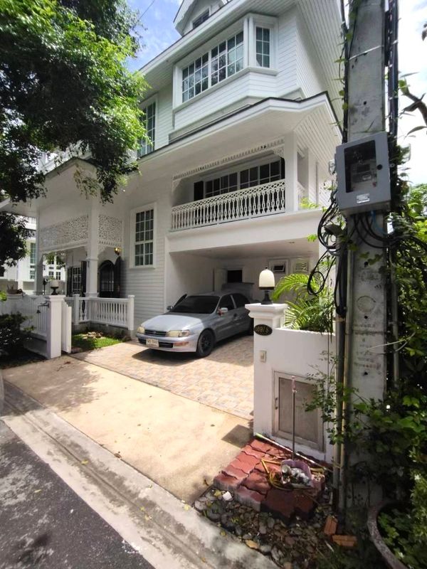 ให้เช่าบ้านเดี่ยว Fantasia villa 3 แบริ่ง (54 ตร.ว.) 3นอน 4น้ำ ใกล้ BTS แบริ่ง 