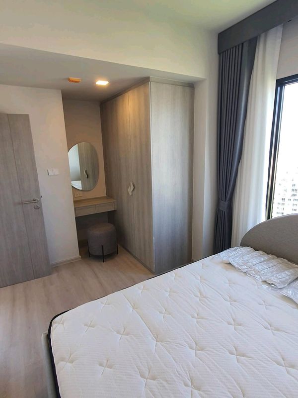 ✨🚇 Beautiful room, high floor, size 35 sq m, good view, fully furnished, complete electrical appliances. Ready to move in Location Ratchada-Rama 9, convenient travel, near MRT.