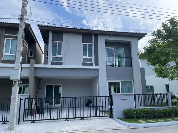 RH080526 ให้เช่า บ้านแฝด 2 ชั้น 3 ห้องนอน at Grande Pleno Mega Bangna ใกล้ Mega Bangna