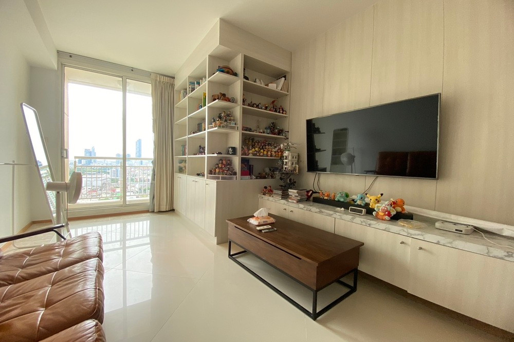 🔥Sale with tenant !! The Empire Place, 1 bedroom 1 bathroom, high floor 14++, pool view !! Code C20260500024 furnished, furnished, Special Deal!!📣📣
