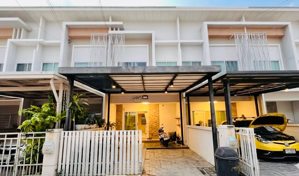 For sale: The Metro Rattanathibet, near MRT Sai Ma 800 meters, Central Northville.