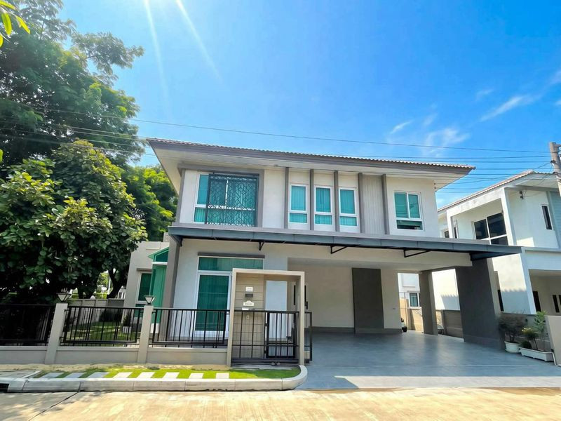 ขายบ้านเดี่ยว 2 ชั้น หมู่บ้าน Casa Ville ดอนเมือง - สรงประภา เนื้อที่ 55.2 ตารางวา 4 ห้องนอน หลังมุมหน้าบ้านไม่ชนใคร แขวงสีกัน เขตดอนเมือง กรุงเทพมหานคร