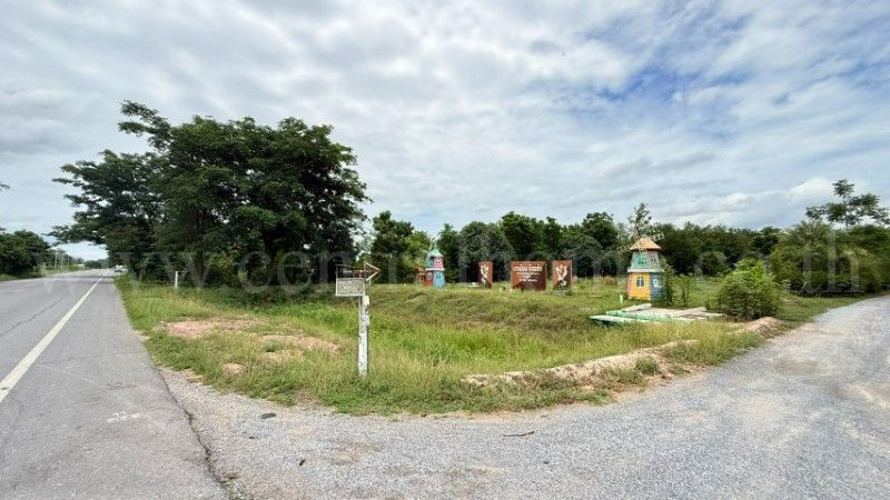 Land for sale 4 rai 2 ngan 29 square wah with resort (Na Muang Resort), Nong Ya Sai, Suphan Buri. – รูปที่ 2