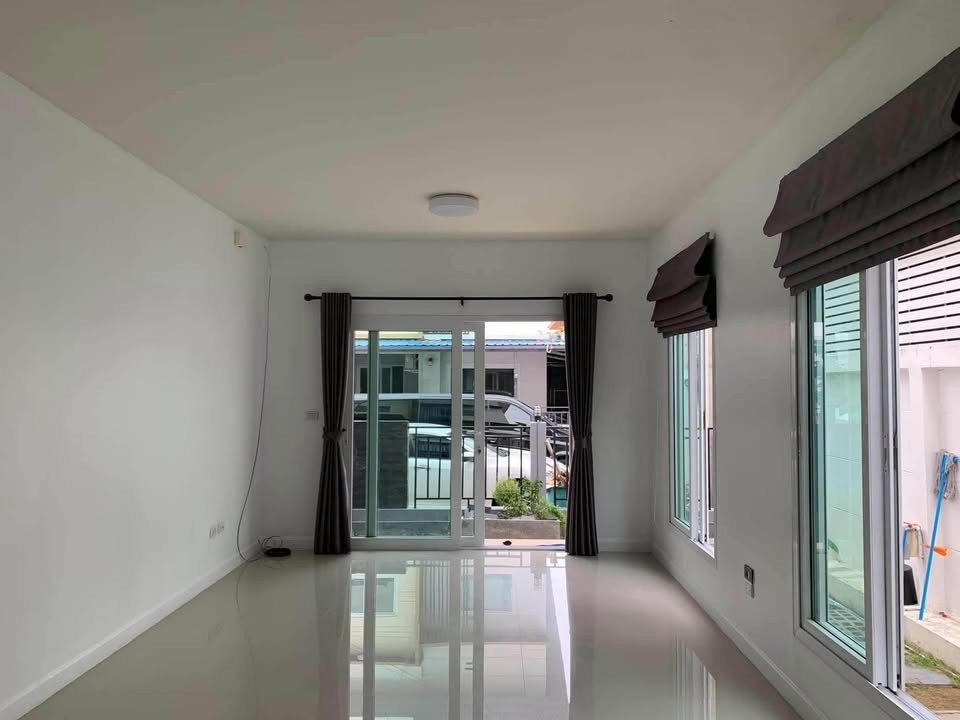 ให้เช่าทาวน์โฮม 2 ชั้น  บางบัวทอง – รูปที่ 3