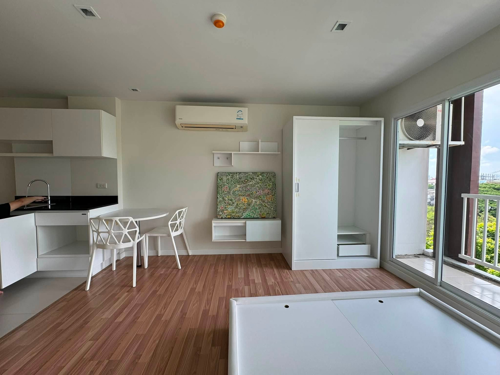 (รหัส S5734) ขายคอนโด โครงการ V Condo Ekkamai - Ramindra : วี คอนโด เอกมัย – รามอินทรา – รูปที่ 2