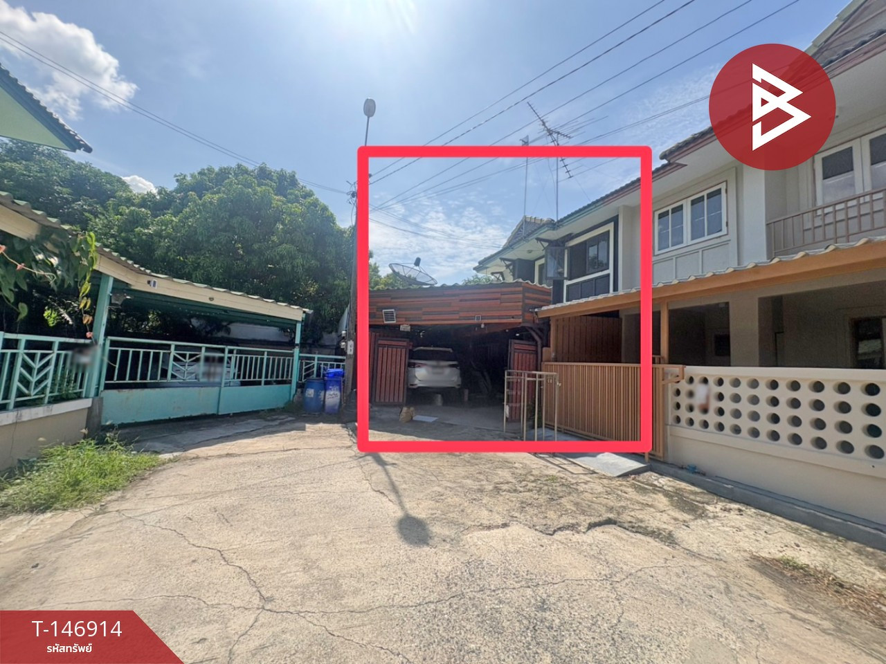 Townhouse for sale Pruksa Village 15, Bang Phli-Tamru, Samut Prakan, ready to move in.