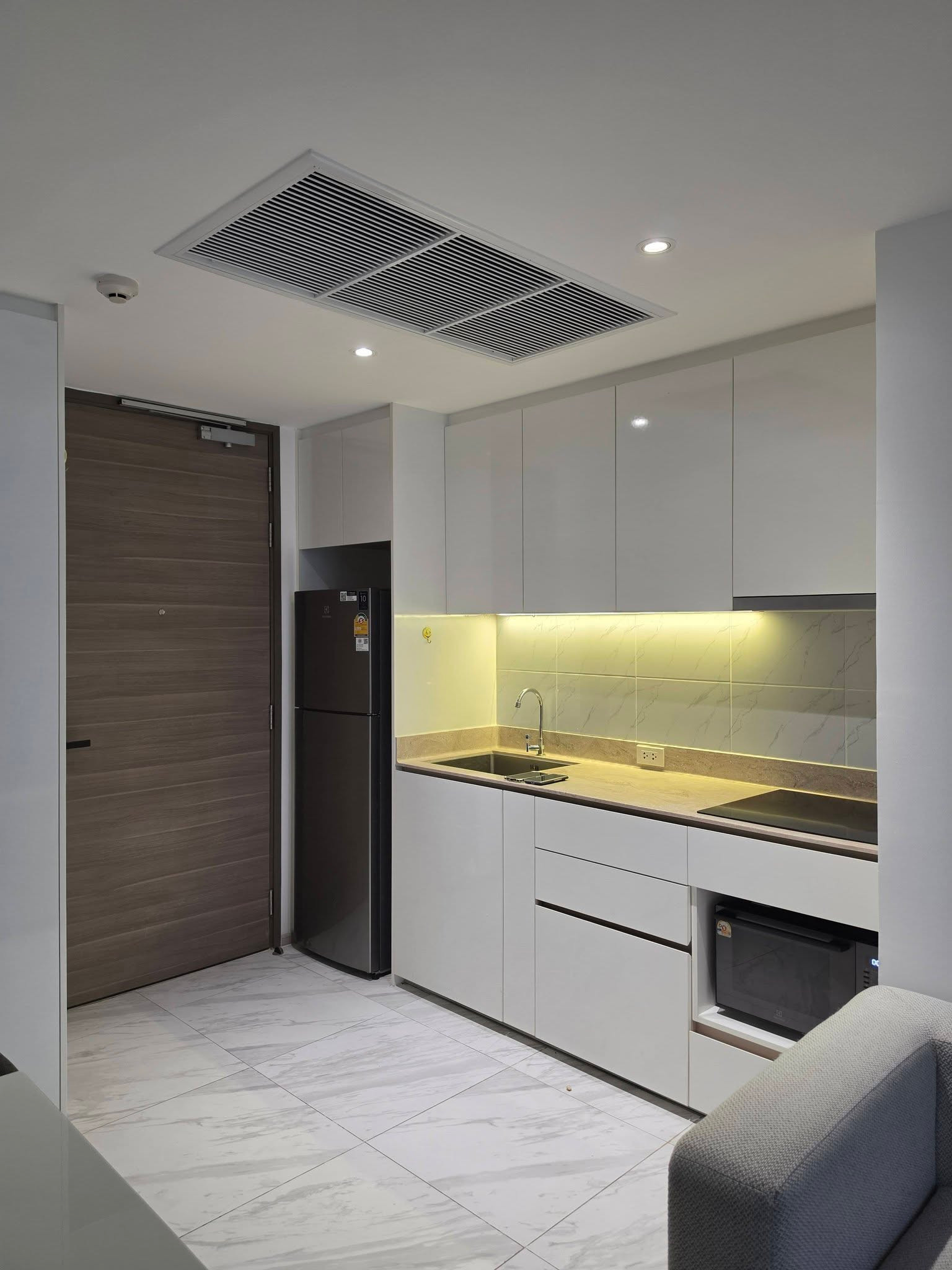 FOR RENT Condo for rent, FYNN ASOKE Condominium, beautiful condo in Luxury Modern style in the heart of Sukhumvit 10 ✨ Good location, convenient travel, close to both Asoke and Nana. Ready to move in immediately. FOR RENT Condo for rent, FYNN ASOKE Condominium, beautiful condo in Luxury Modern style in the heart of Sukhumvit 10 ✨ Good location, convenient travel, close to both Asoke and Nana. Ready to move in immediately.