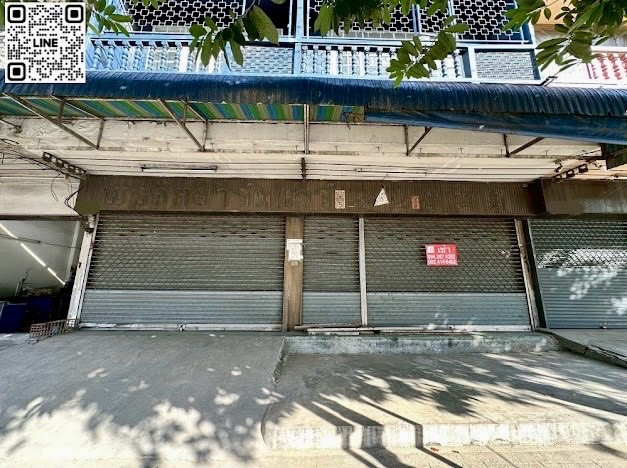 🏬 ให้เช่าอาคารพาณิชย์ 2 คูหาทะลุกัน ติดถนนรามคำแหง📍 ตรงข้ามสำนักงานใหญ่ Amway ทำเลศักยภาพ เหมาะสำหรับทำธุรกิจ