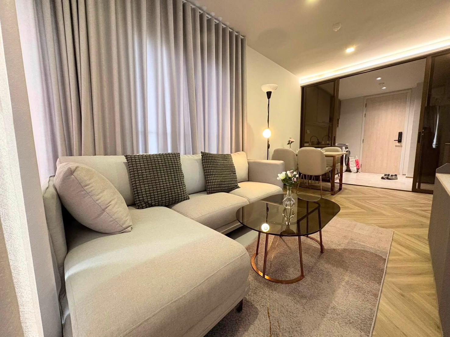 ⚜️ปล่อยเช่า Chapter Thonglor 25 (แชปเตอร์ ทองหล่อ 25) สนใจสอบถาม แอดไลน์ 🆔  𝐈𝐃 𝐋𝐢𝐧𝐞 : @glorious1 หรือ https://lin.ee/897Debr โทร 099 498 2461 – รูปที่ 2