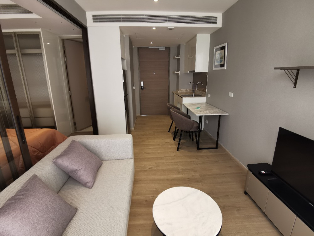 Low Rise 🏙️ (For Rent) Fynn Asoke 💵 28,000 THB (1 Bed, 34.18 Sqm) Low Rise 🏙️ (For Rent) Fynn Asoke 💵 28,000 THB (1 Bed, 34.18 Sqm)