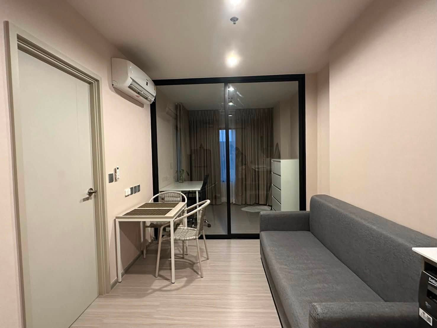PFD-08901 Condo for rent, Aspire Erawan Prime, beautiful room, fully furnished, ready to move in, next to BTS Chang Erawan, only 0 meters 🏙️✨ PFD-08901 Condo for rent, Aspire Erawan Prime, beautiful room, fully furnished, ready to move in, next to BTS Chang Erawan, only 0 meters 🏙️✨