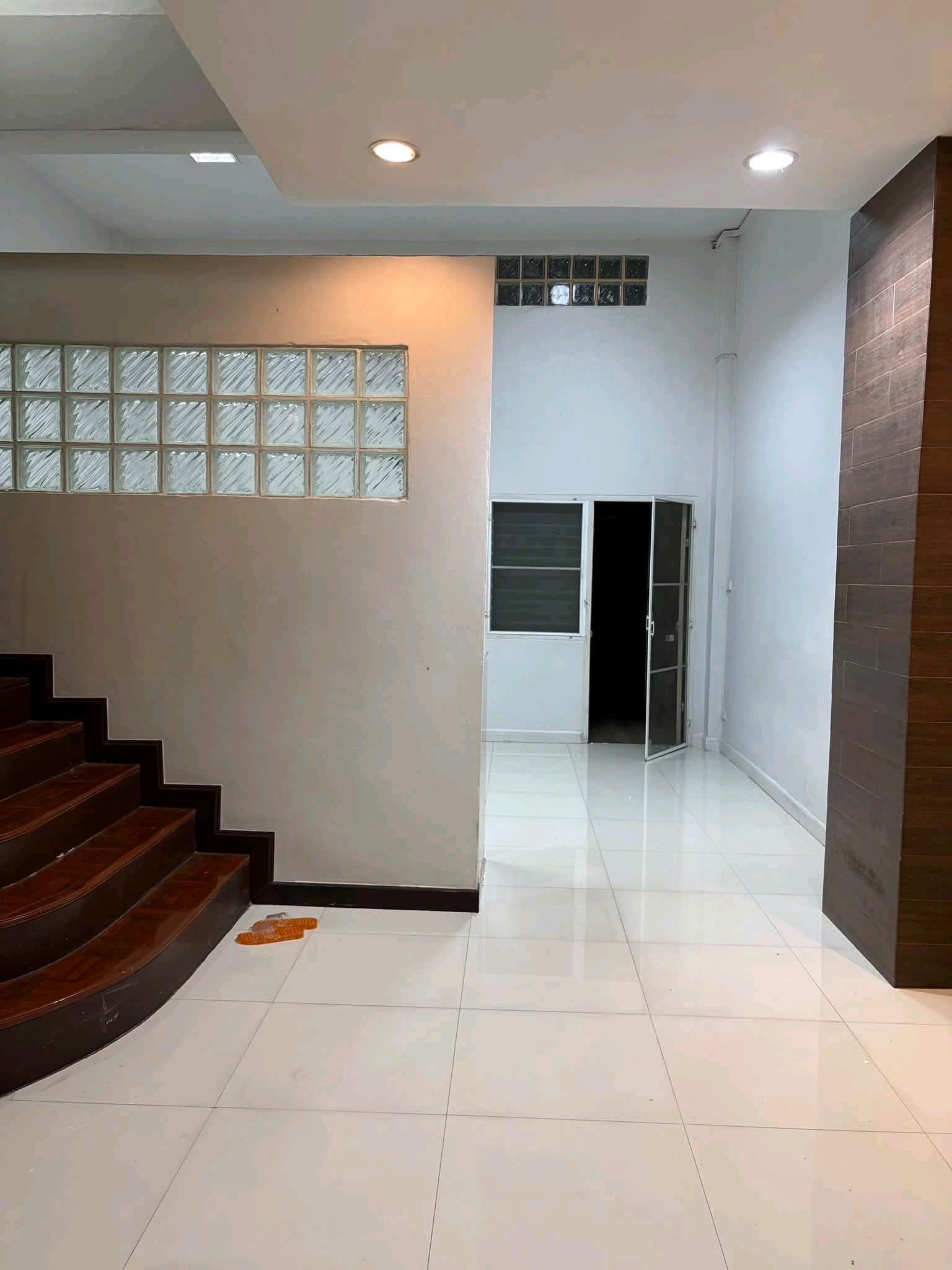 ให้เช่า Townhome สุขุมวิท 93 🎪🗽⭐️  連棟別墅出租，Sukhumvit 93  – รูปที่ 3